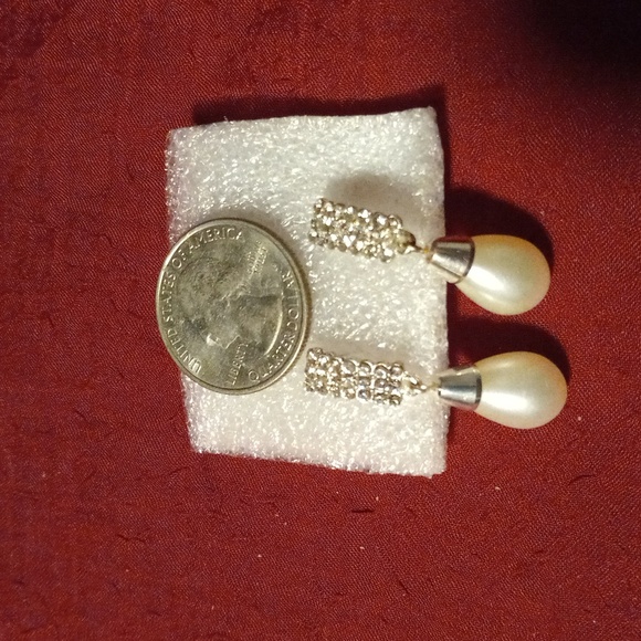 Pave diamond studs with drop pearl earrings - Picture 2 of 3